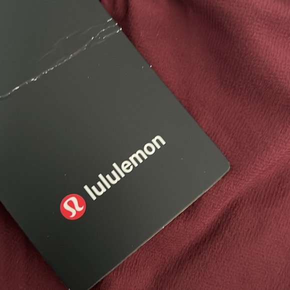 lululemon License to Train short 5** LL - Picture 7 of 7